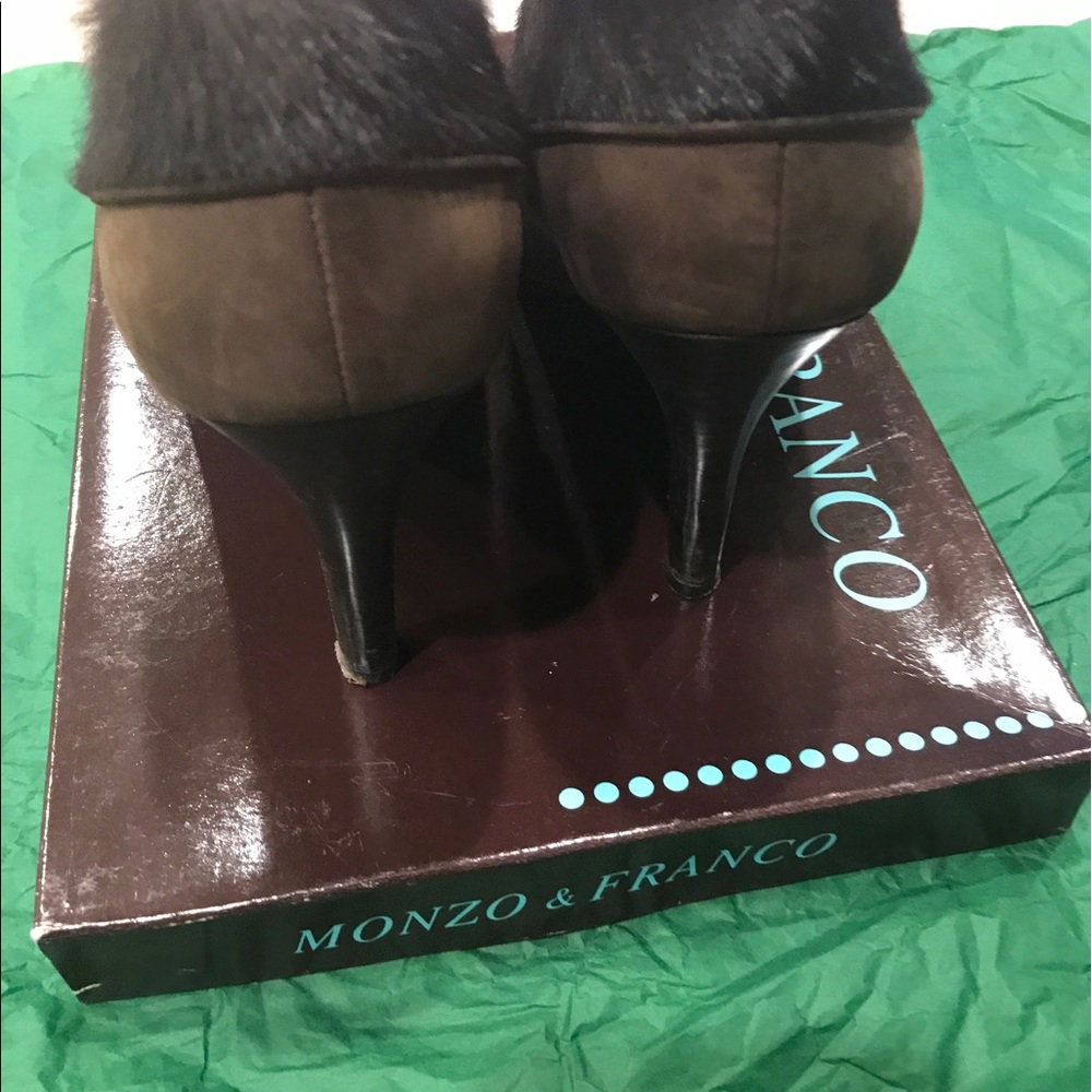 Shoes - Picture 4 of 4